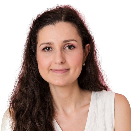 Christine Teixeira, Comptable chez Optissimmo